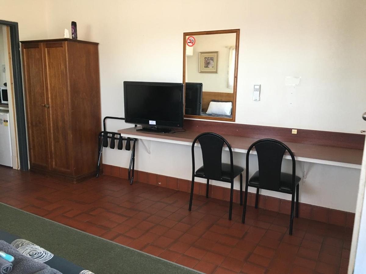 Airport Whyalla Motel Kültér fotó