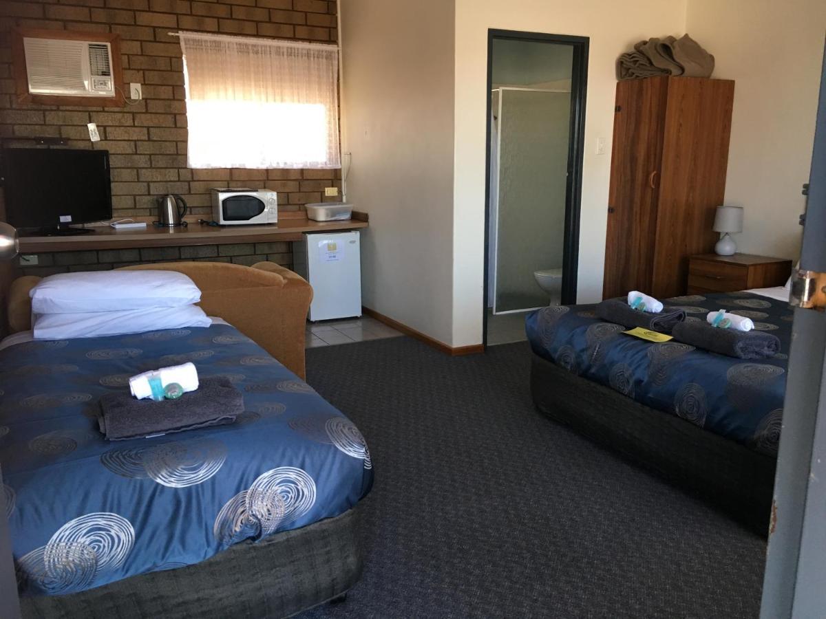 Airport Whyalla Motel Kültér fotó