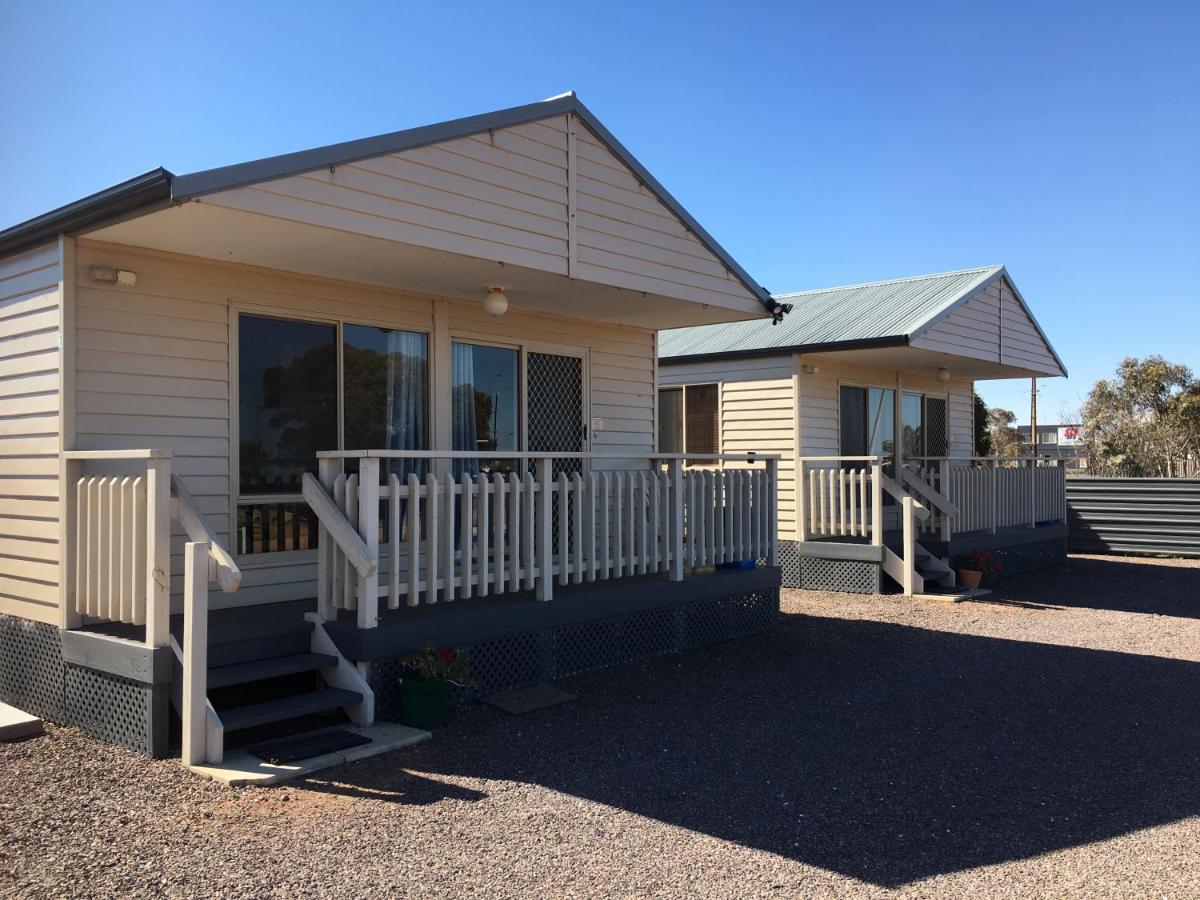 Airport Whyalla Motel Kültér fotó