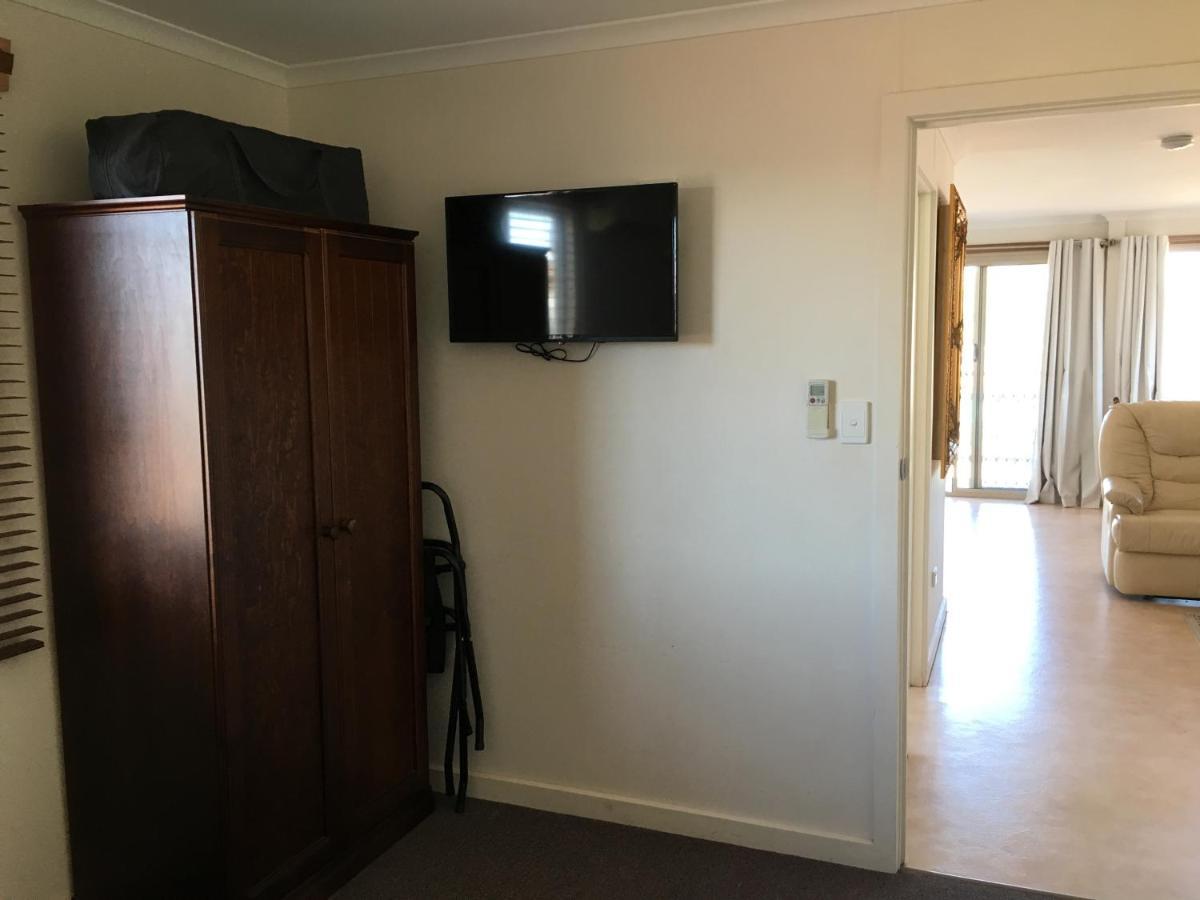 Airport Whyalla Motel Kültér fotó