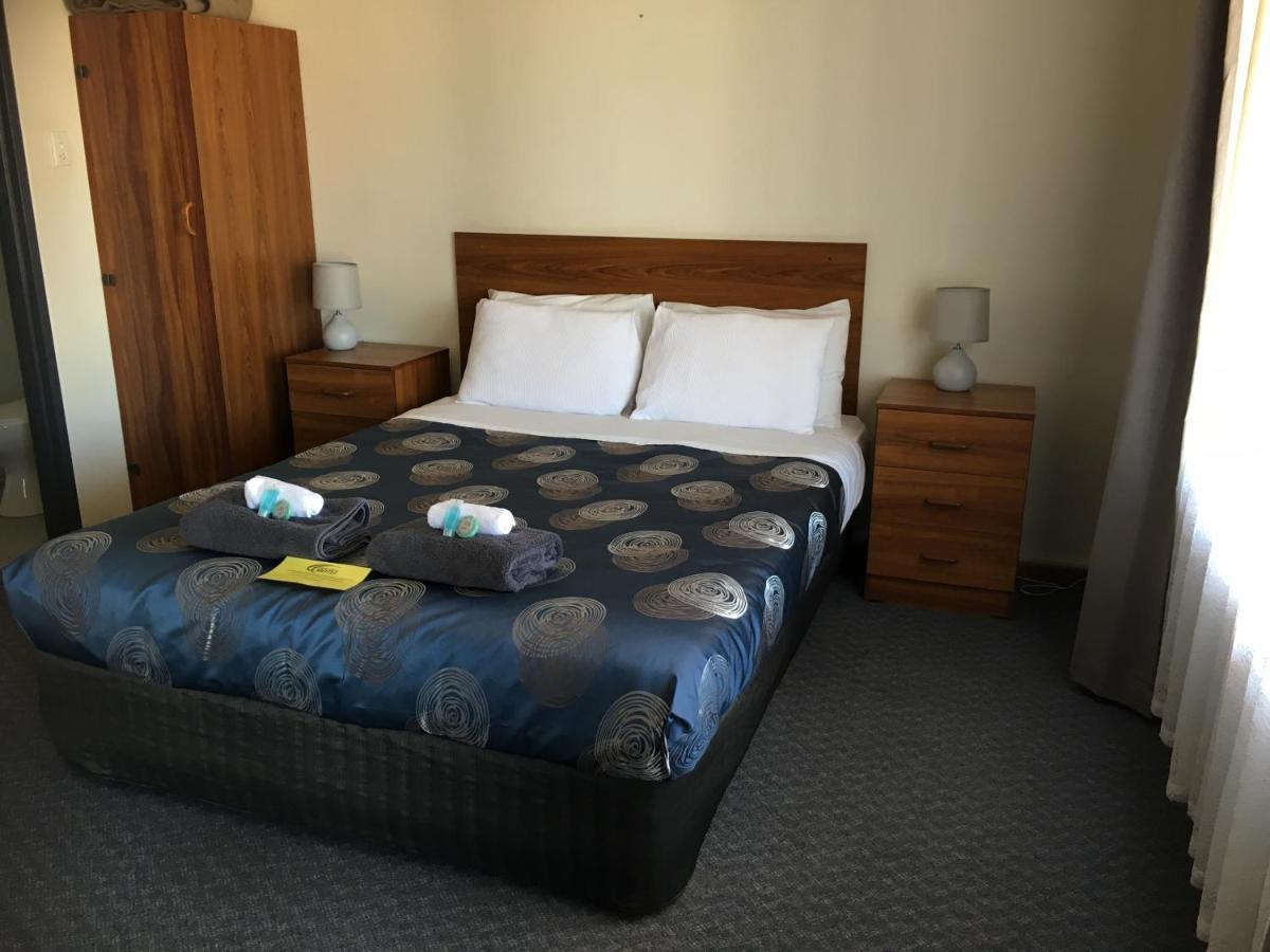 Airport Whyalla Motel Kültér fotó