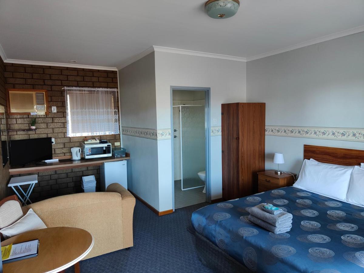 Airport Whyalla Motel Kültér fotó